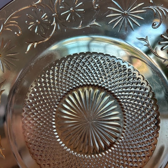 Two (2) Vintage Depression Glass Clear "Daisy" Indiana Glass 11.25” Platters - Picture 6 of 11
